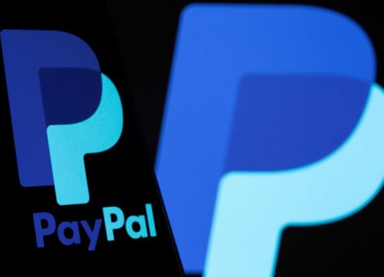 Акции Paypal упали после неудачной попытки борьбы с дезинформацией