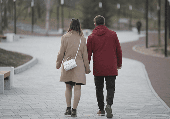 Волгоградцам предлагают зарплату от 400 тысяч рублей, но с переездом