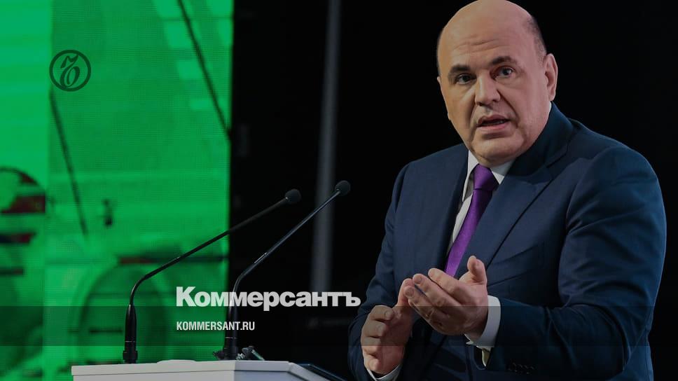 Мишустин предложил задействовать всю легкую промышленность в производстве военной экипировки
