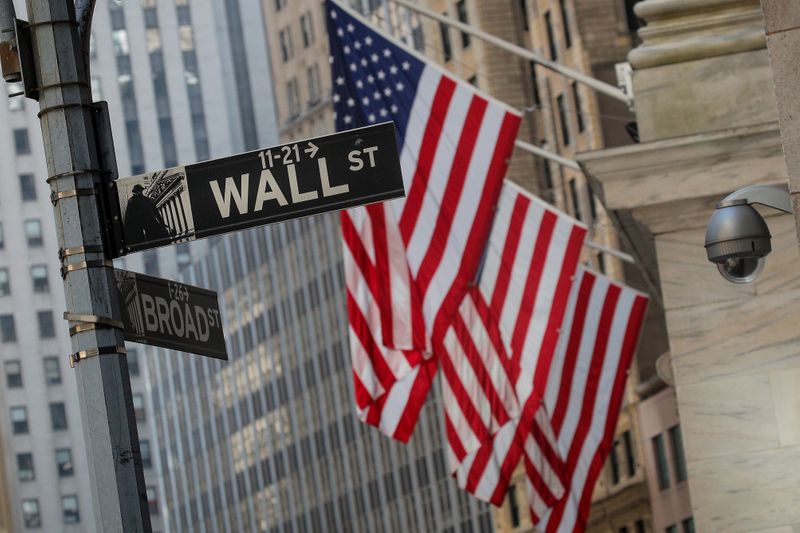 Рынок акций США закрылся разнонаправленно, Dow Jones снизился на 0,18% От Investing.com