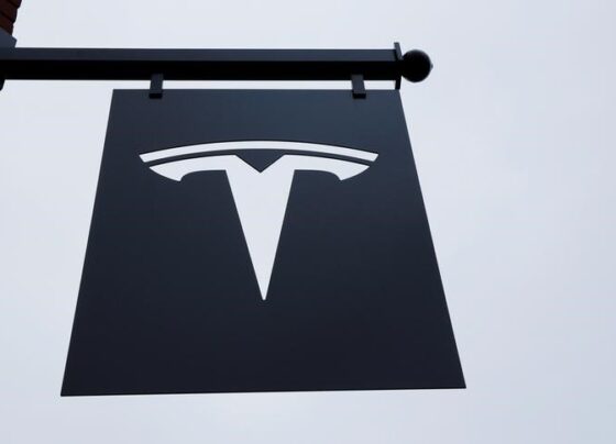 Tesla: доходы побили прогнозы, прибыльa оказался ниже прогнозов в Q3