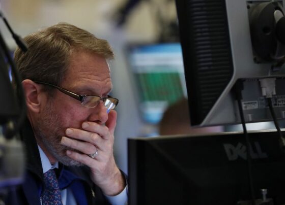 В UBS прогнозируют сильную волатильность рынка в 2023 году