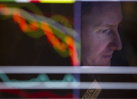 Капитализация российского рынка акций Московской биржи в секторе Основной рынок на 23 ноября выросла на 0,95% и составила 38311,967 млрд руб.