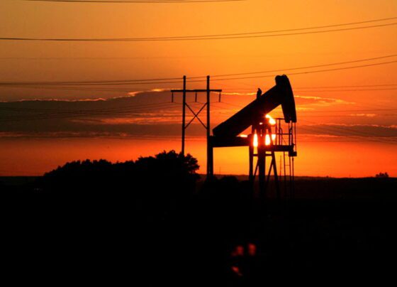 Рынок российских акций снзился на 0,3-1,4%