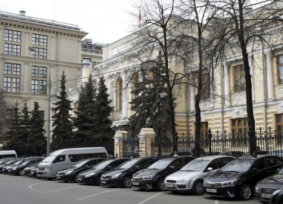 Юдаева: ЦБ готов в крайнем случае выкупать ОФЗ, но вероятность появления такой необходимости низка