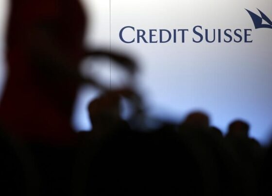 Credit Suisse отложил выпуск годового отчета из-за SEC