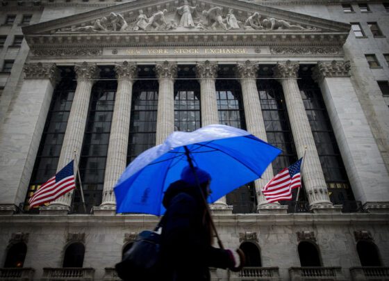 Рынок акций  США закрылся падением, Dow Jones снизился на 1,63%