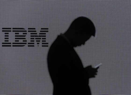 IBM: доходы побили прогнозы, прибыльa оказался ниже прогнозов в Q1