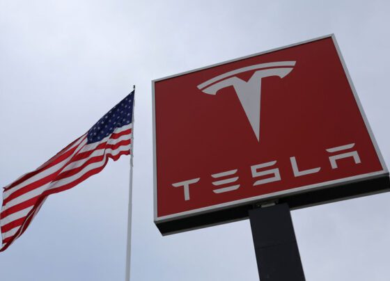 Акции Tesla рухнули из-за немотивированных скидок