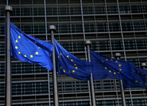 Индекс крупнейших компаний Европы приблизился к максимуму с 2021 года