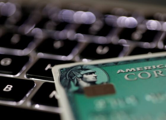 American Express: доходы оказались ниже прогнозов, прибыльa обогнал ожидания в Q1