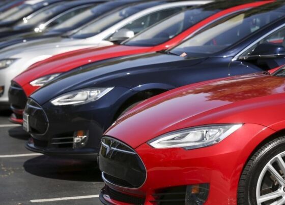 Tesla отзовет более 1,1 млн автомобилей в Китае