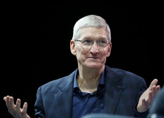 Почему Тим Кук не следует за Google и Microsoft в сфере ИИ?