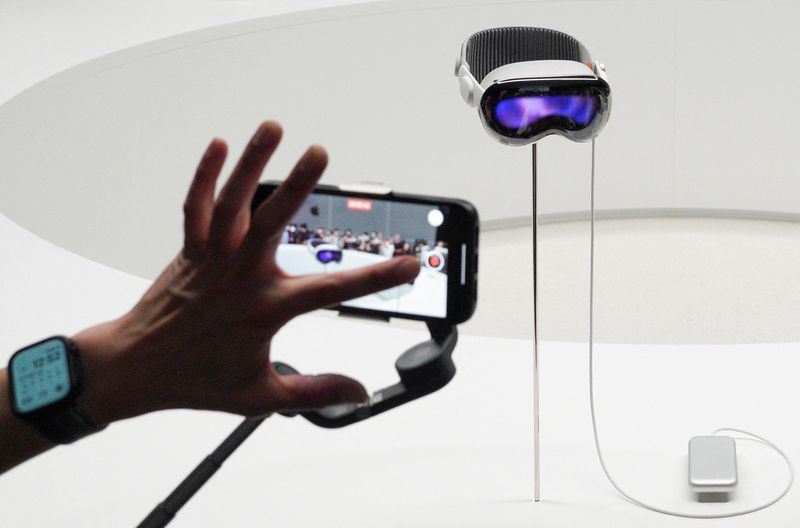 Apple может «оседлать» вторую волну интереса к ИИ От Investing.com