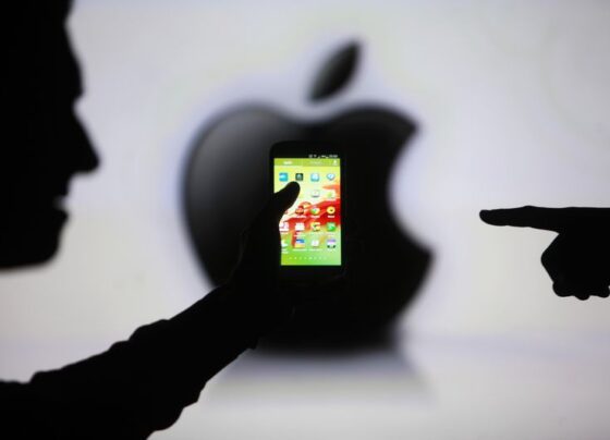 Как акции Apple отреагируют на презентацию нового iPhone 15?