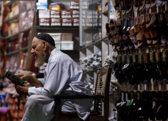 Пакистан обратился к Китаю и Саудовской Аравии за $11 млрд из-за кризиса