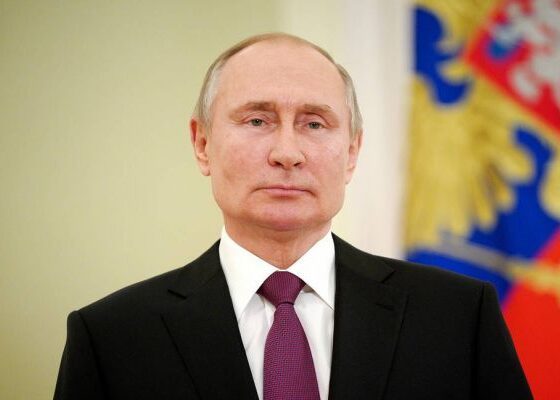 Путин подтвердил уход России с «угасающего европейского рынка»