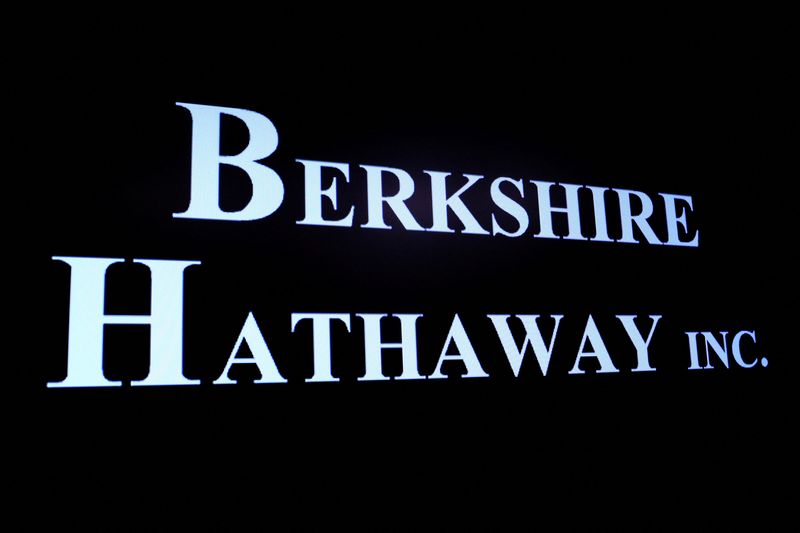 Berkshire Hathaway приобрела акции Occidental Petroleum на $590 млрд От Investing.com