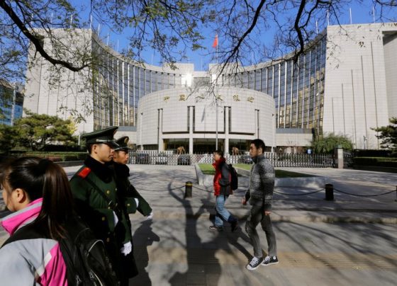 Bloomberg: Китаю необходимо восстановление доверия инвесторов