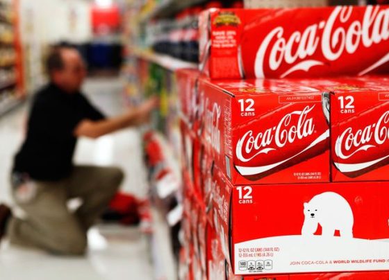 &copy; Reuters.  Coca-Cola: доходы, прибыль побили прогнозы в Q1