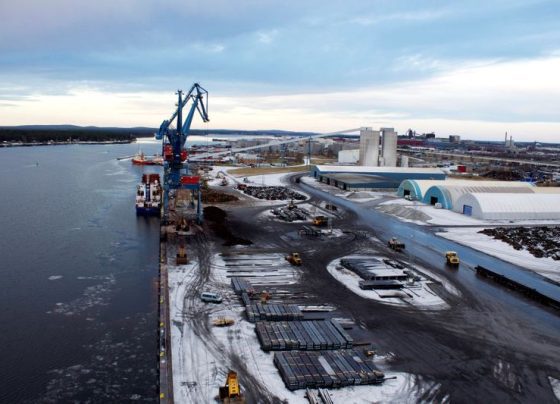 &copy; Reuters Рынок акций  Швеции закрылся падением, OMX Stockholm 30 снизился на 0,23%