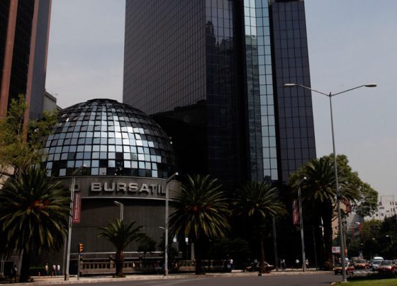 Рынок акций  Мексики закрылся ростом, S&amp;P/BMV IPC прибавил 1,81%