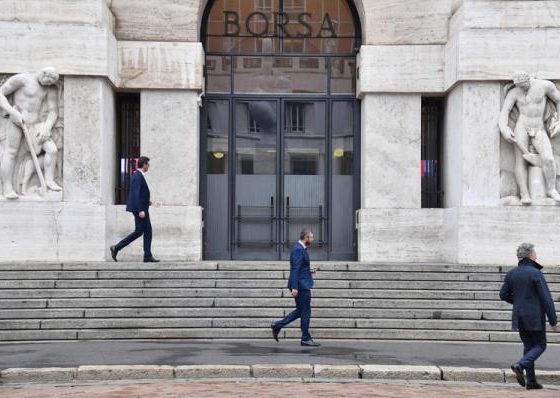 &copy; Reuters.  Рынок акций  Италии закрылся падением, Investing.com Италия 40 снизился на 0,09%