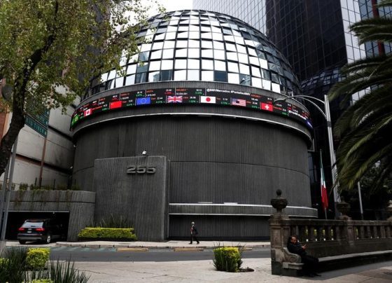 &copy; Reuters.  Рынок акций  Мексики закрылся ростом, S&amp;P/BMV IPC прибавил 0,46%