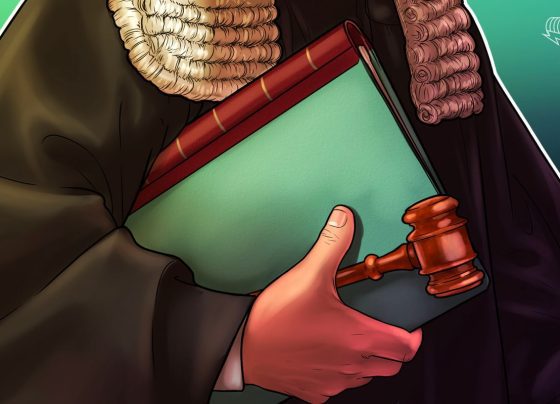 Стратегия Биткойн Иск, отклоненный в качестве инвесторов.